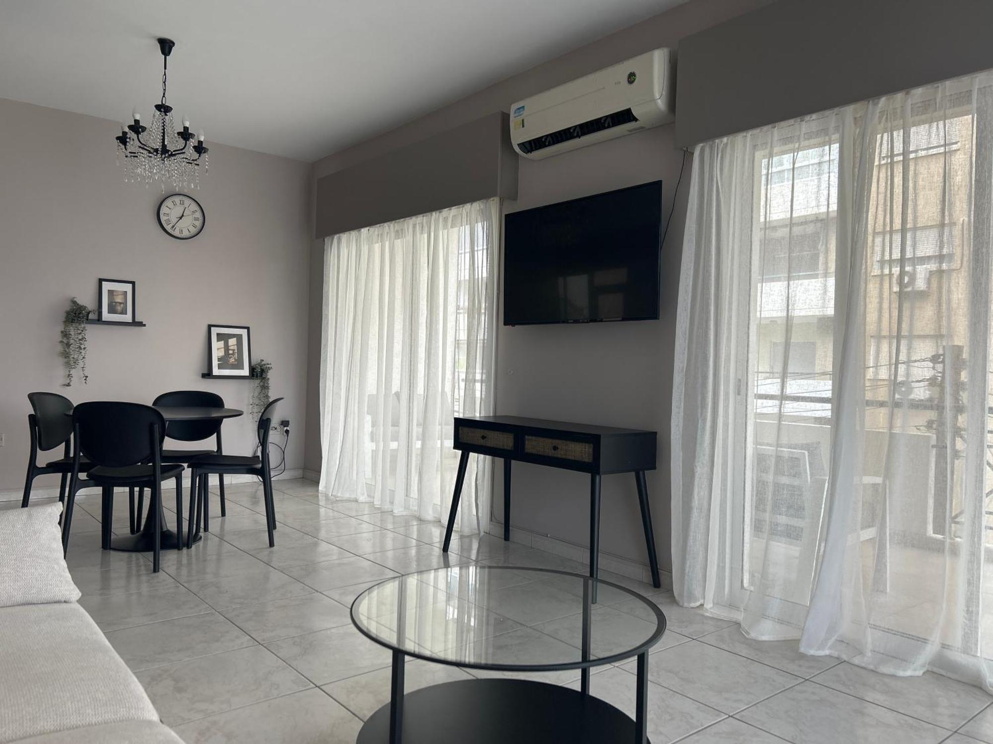 Beach Apartment'S Лимасол Екстериор снимка