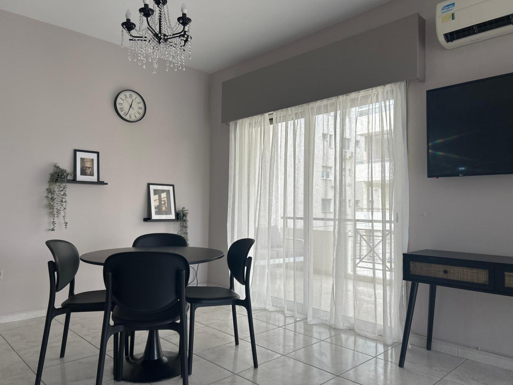 Beach Apartment'S Лимасол Екстериор снимка