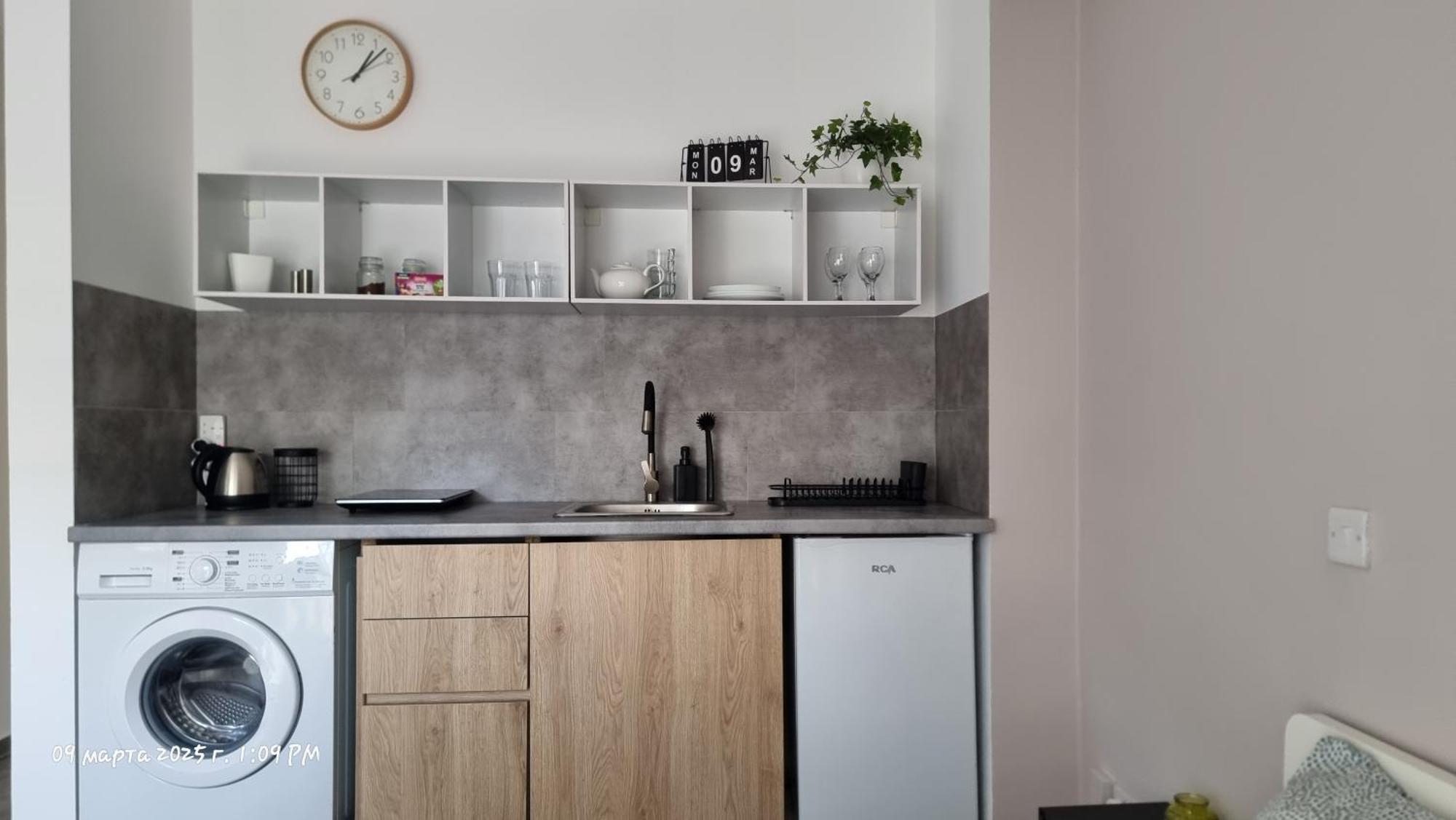 Beach Apartment'S Лимасол Екстериор снимка